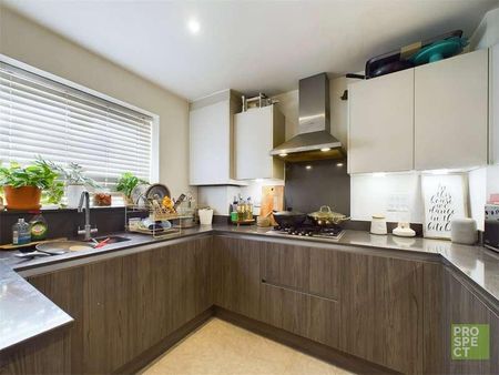 Johnstone Close, Bracknell, Berkshire, RG12 - Photo 5