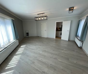 Appartement met twee slaapkamers op wandelafstand van de grote mark... - Foto 6
