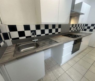 2 bedroom terraced house to rent - Photo 6