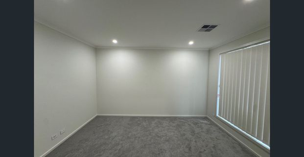 18 Bottlebrush Avenue, Riverlea Park, SA 5120 - Photo 1