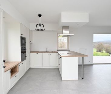 Maison - à louer - 890 € 5563 HOUR - Photo 3