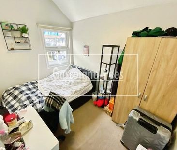., Denzil Road, Guildford - Photo 4