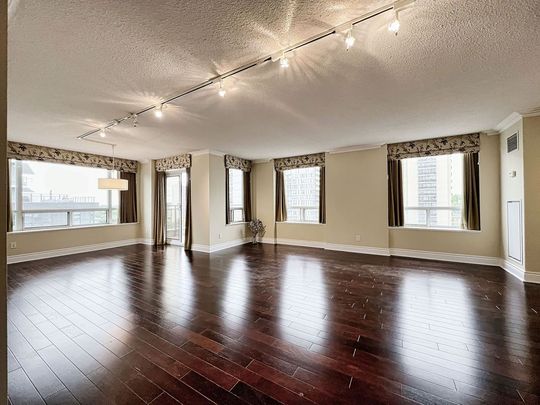 For Lease - 123 Eglinton Avenue Unit# 905, Toronto, Ontario - Photo 1
