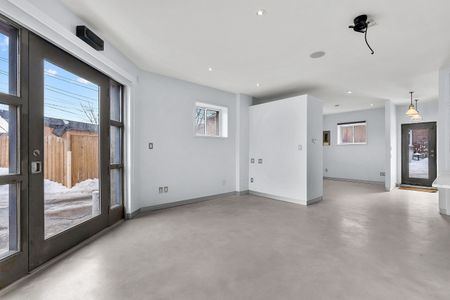 For Lease - 301 Euclid Avenue Unit# Lane, Toronto, Ontario - Photo 2