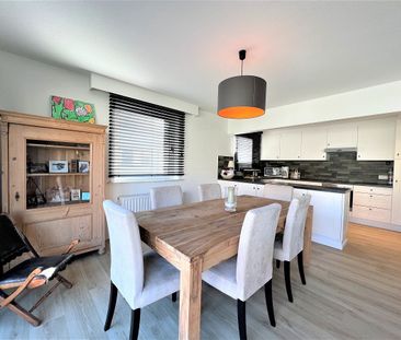 Gemeubeld 3-slaapkamer appartement in het centrum van Knokke, op de... - Photo 5