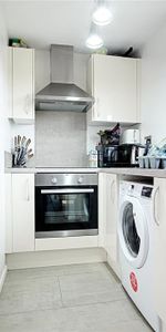 1 bedroom flat to rent - Photo 3