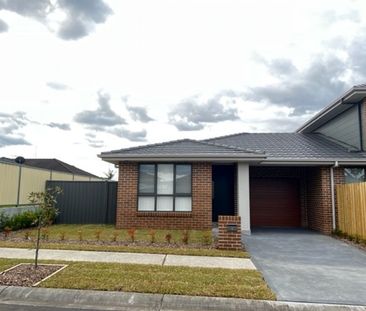 GREAT LOCATION! - Photo 2