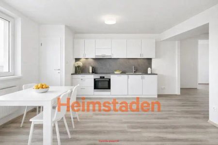Pronájem bytu 4+kk 132 m - Fotografie 3