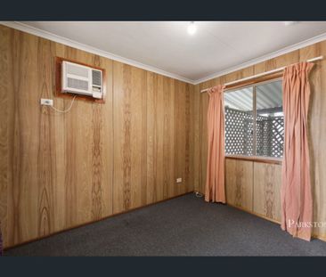 Air Conditioned Unit in West Mackay - Photo 1