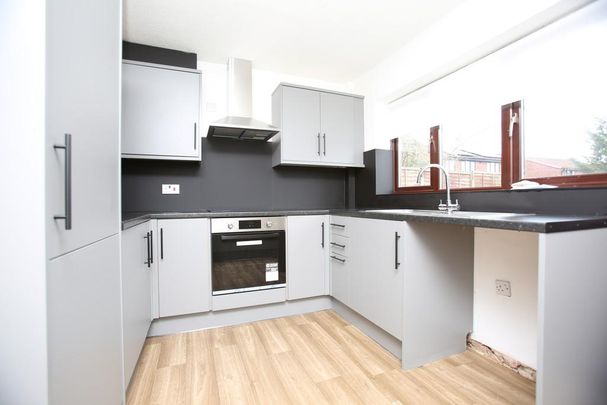 2 bedroom semi-detached house to rent - Photo 1