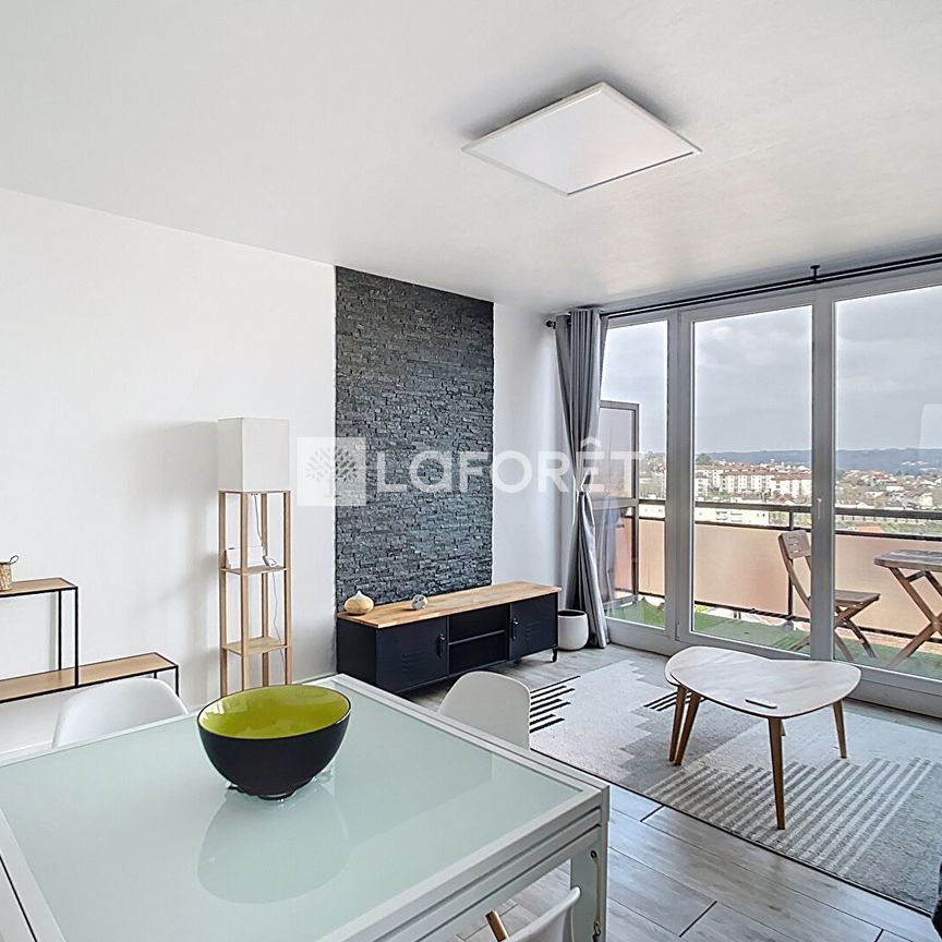 Apartment - Photo 1