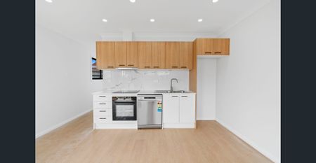 Brand New! - Photo 4