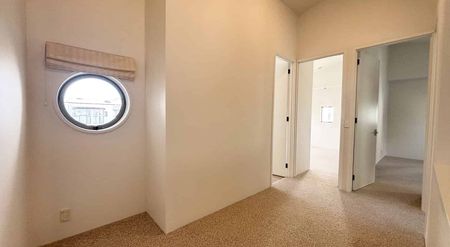 Central Located Executive Apartments - Photo 5