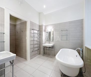 Unique : Appartement de prestige avec jardin privatif et appartemen... - Photo 1