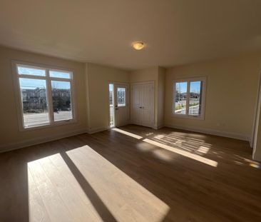 For Lease - 173 Seguin Street, Richmond Hill, Ontario - Photo 4