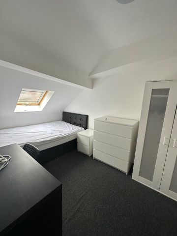 Room in a Shared House, Albert Edward Road, L7 - Photo 2