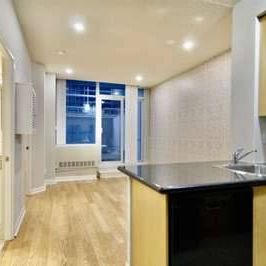 Huge walkout terrace for spacious 1 bedroom condo - Photo 2