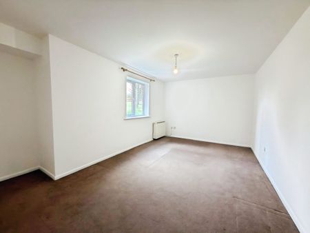 Wingrove Drive, Wingrove Drive, Purfleet-On-Thames, RM19 - Photo 3