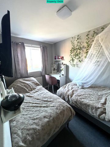 3 bedroom semi-detached house to rent - Photo 5