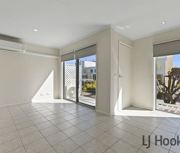 Lock & Leave Lifestyle â Box Hill Central - Photo 2