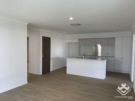 2 Brand New 3 Bed Duplex - Photo 4