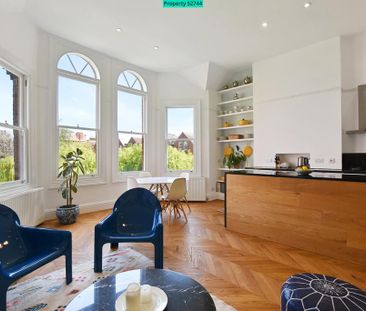 3 bedroom flat to rent - Photo 3