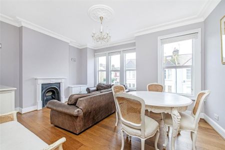 3 bedroom maisonette to rent - Photo 3
