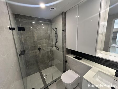Brand New Luxury 2-Bedroom Apartment in Eastgardens - Photo 5
