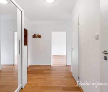 Pronájem bytu 2+1 51 m2 - Фото 2