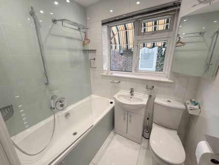 The Fairway, NW7, London - Photo 5