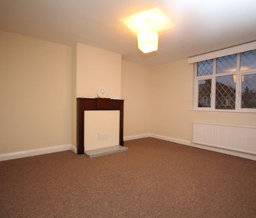 2 Double Bed Maisonette – Surbiton (Alexandra Drive, KT5) - Photo 1