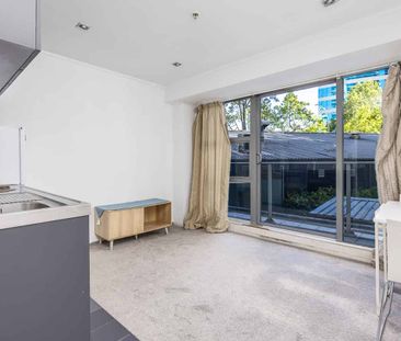 Modern City Pad with Everything You Need - Photo 1