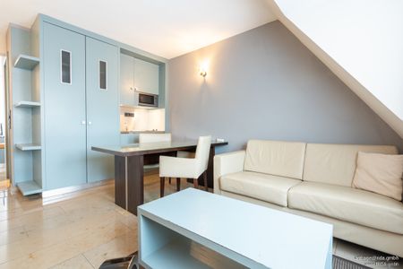 Welc(H)ome® by RIDA FLATS – D’dorf City! Charmant + Top Lage! Aufzug • Balkon • AC • Löffelfertig - Photo 4