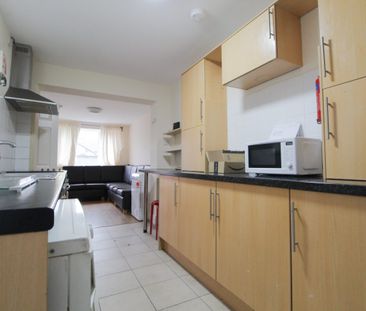 King Street, Treforest, Pontypridd - Photo 1