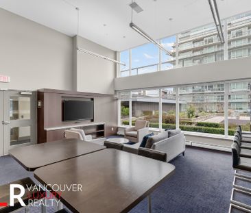 Condo in Vancouver East Side, BC - Photo 3