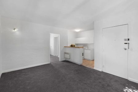 Smart One-Bedroom Living in the Heart of South Yarra - Photo 4