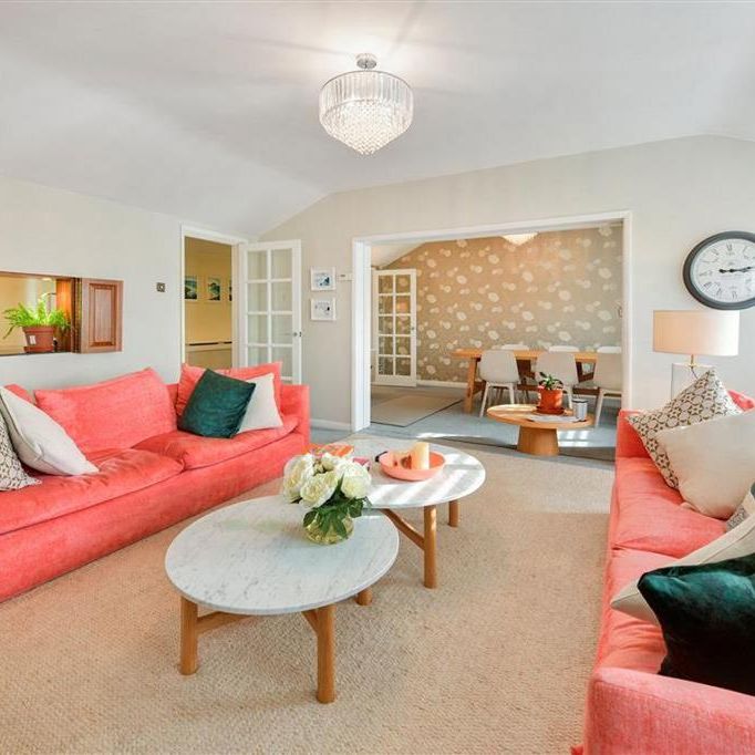 4 bedroom house to rent - Photo 1