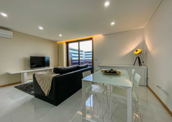 T1 Novo - mobilado e equipado - em pleno centro da cidade!