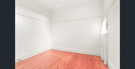 Charming 1-Bedroom Home in the Heart of Enmore - Photo 3