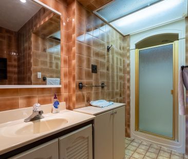 For Lease - 1215 Derry Road, Milton, Ontario - Photo 4