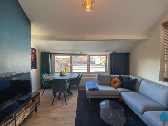 Gemeubeld dakappartement – toplocatie! - Foto 1