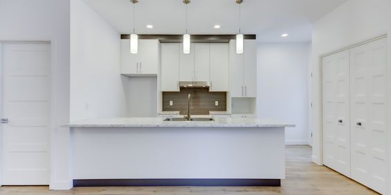 Très Grand 4 ½ à Louer – Juillet - Photo 3