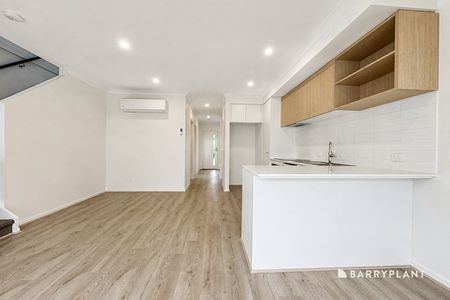 Brand New Townhouse Offering Modern Family Living - Photo 3