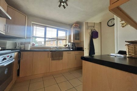 Willowtree Close - Photo 5