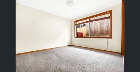 Surrounded by parklands!!! - Photo 2