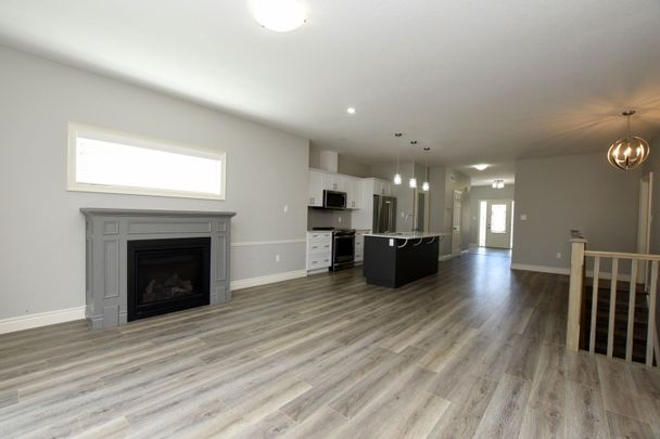 For Lease - 6 Ironwood Street Unit# 71, Norfolk, Ontario - Photo 1