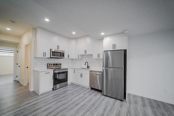 2704-2766 Chokecherry Place SW, Edmonton, AB, Paisley - Photo 1