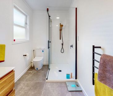 SUPER CUTE! - Photo 4