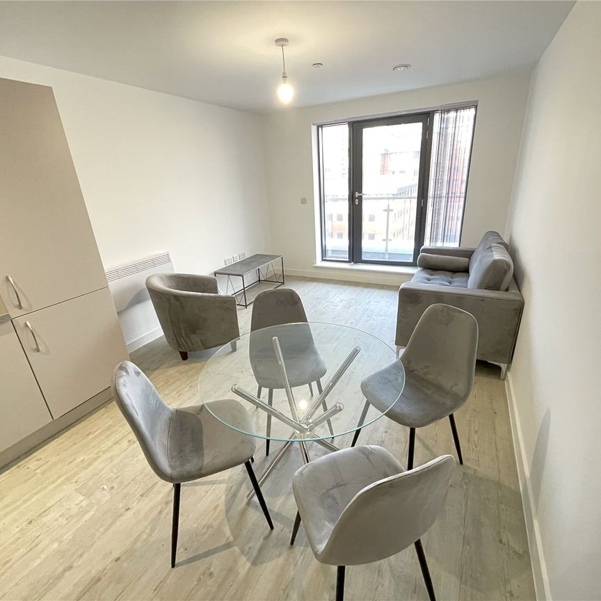 1 bedroom Flat To Rent - Photo 1