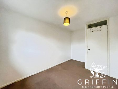 Kiln Way, Badgers Dene, Grays, RM17 - Photo 4